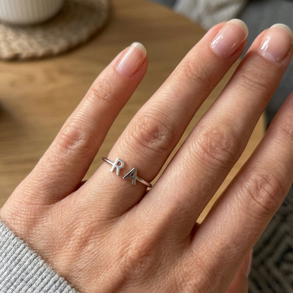 Verstelbare Initialen Ring "Double Monogram"