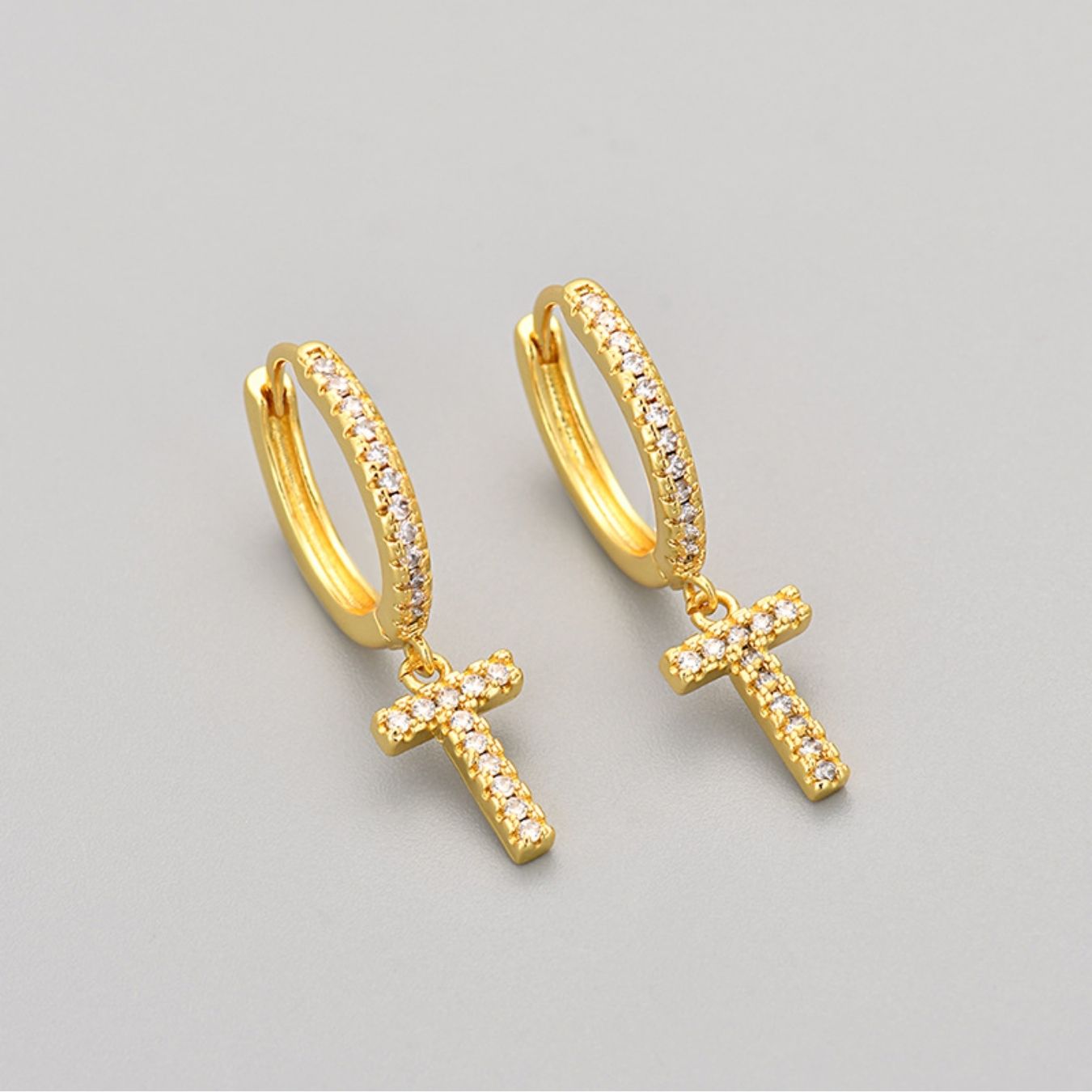 Oorbellen met initialen "Crystal"