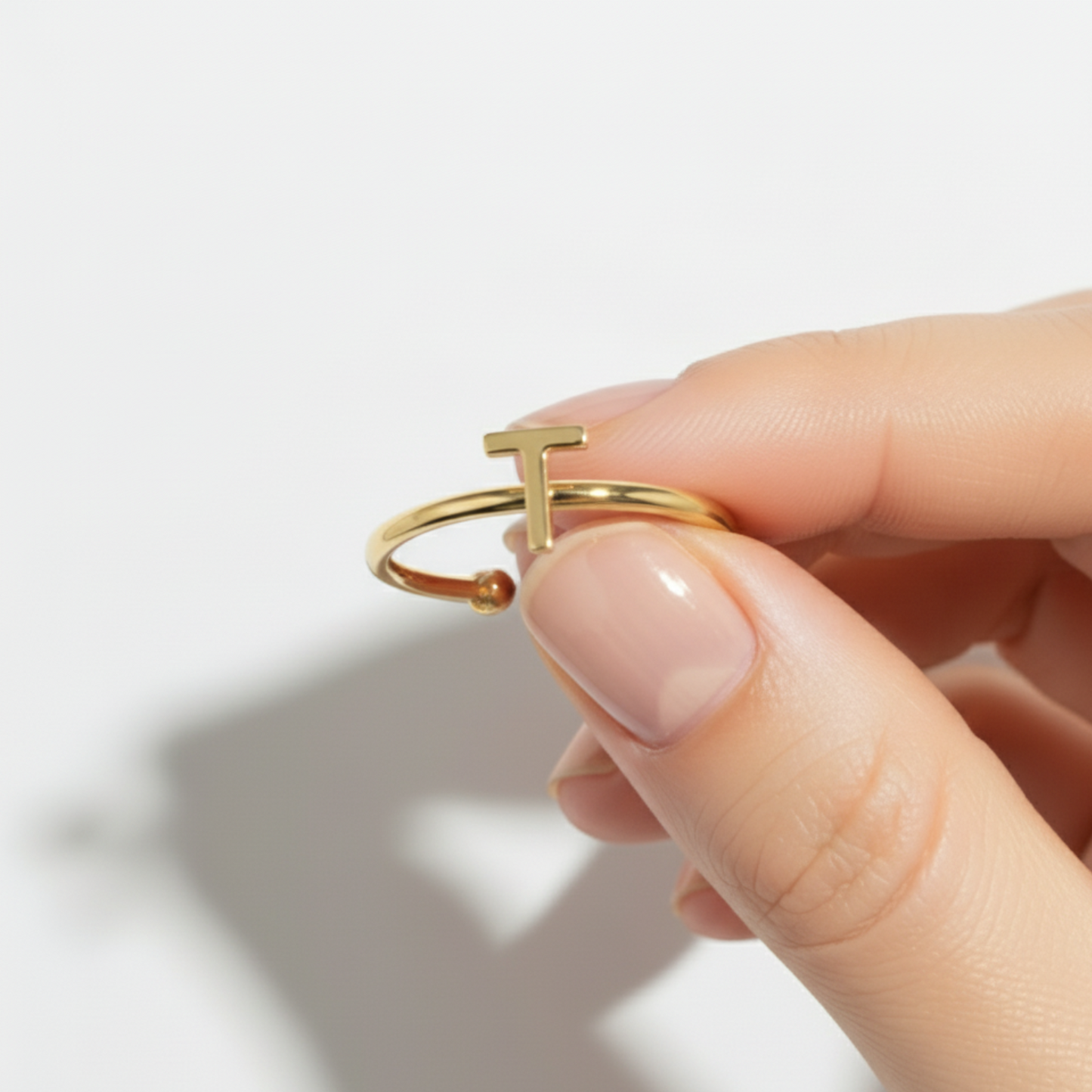 Verstelbare Initialenring "Chic"