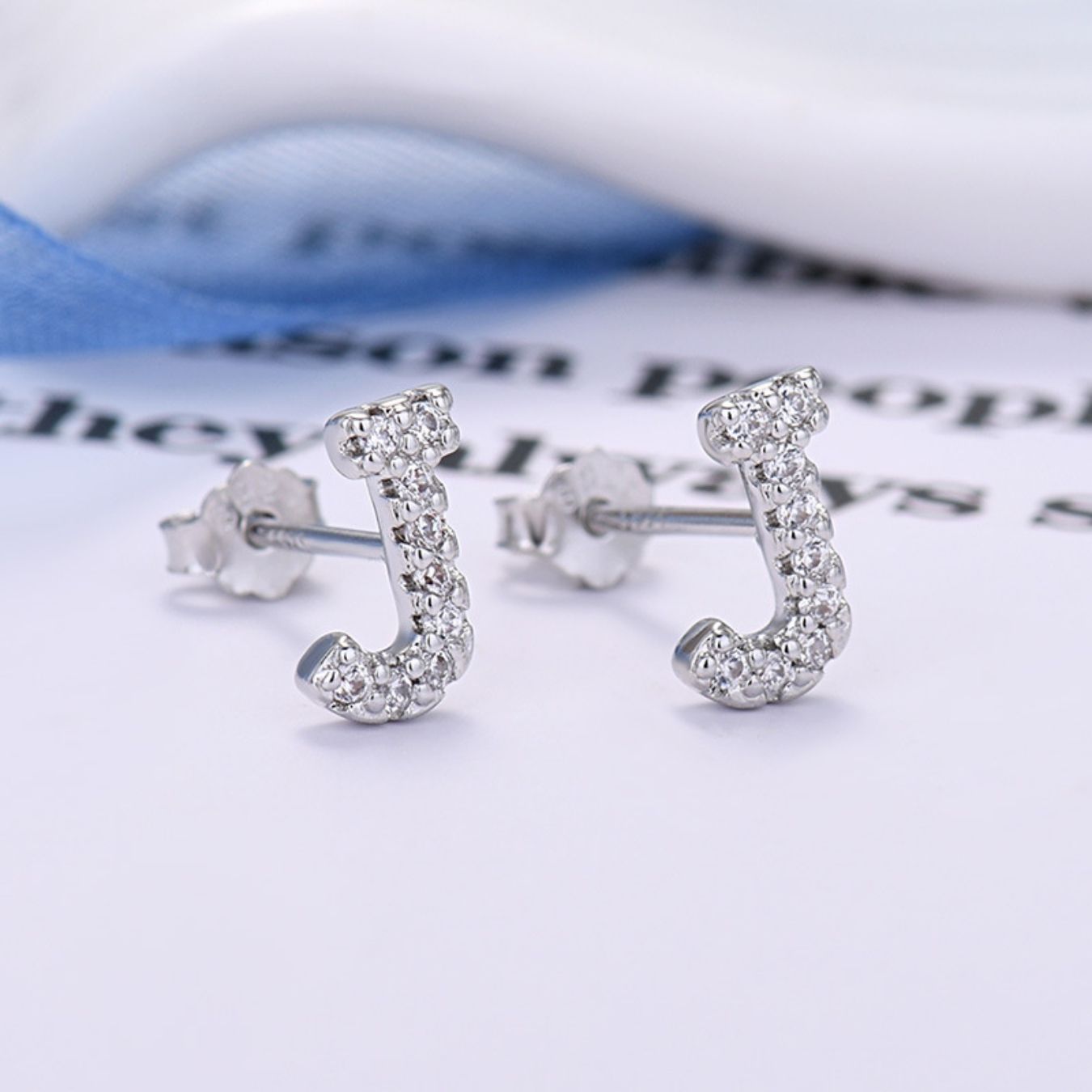 Oorringen "Identiteit"