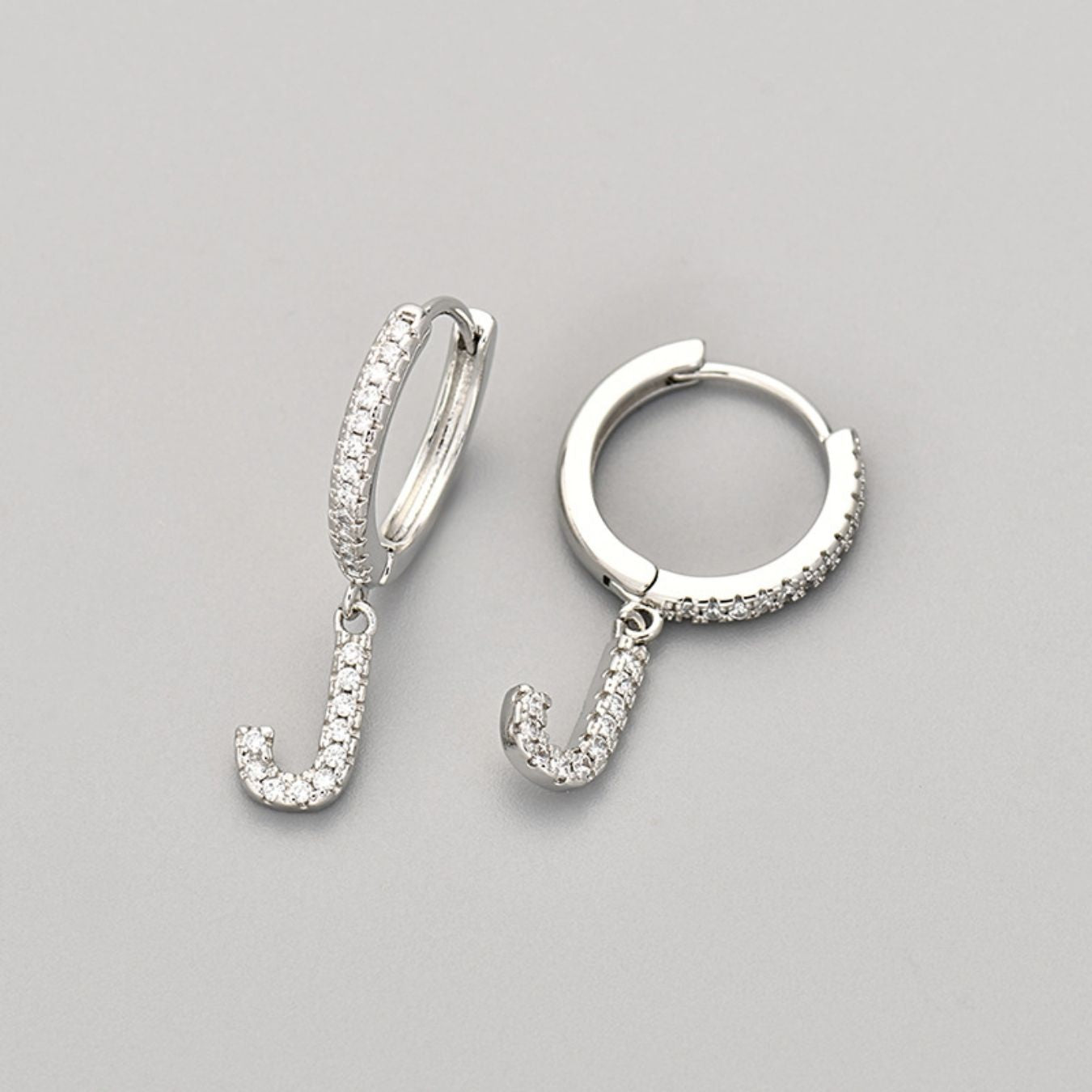 Oorbellen met initialen "Crystal"