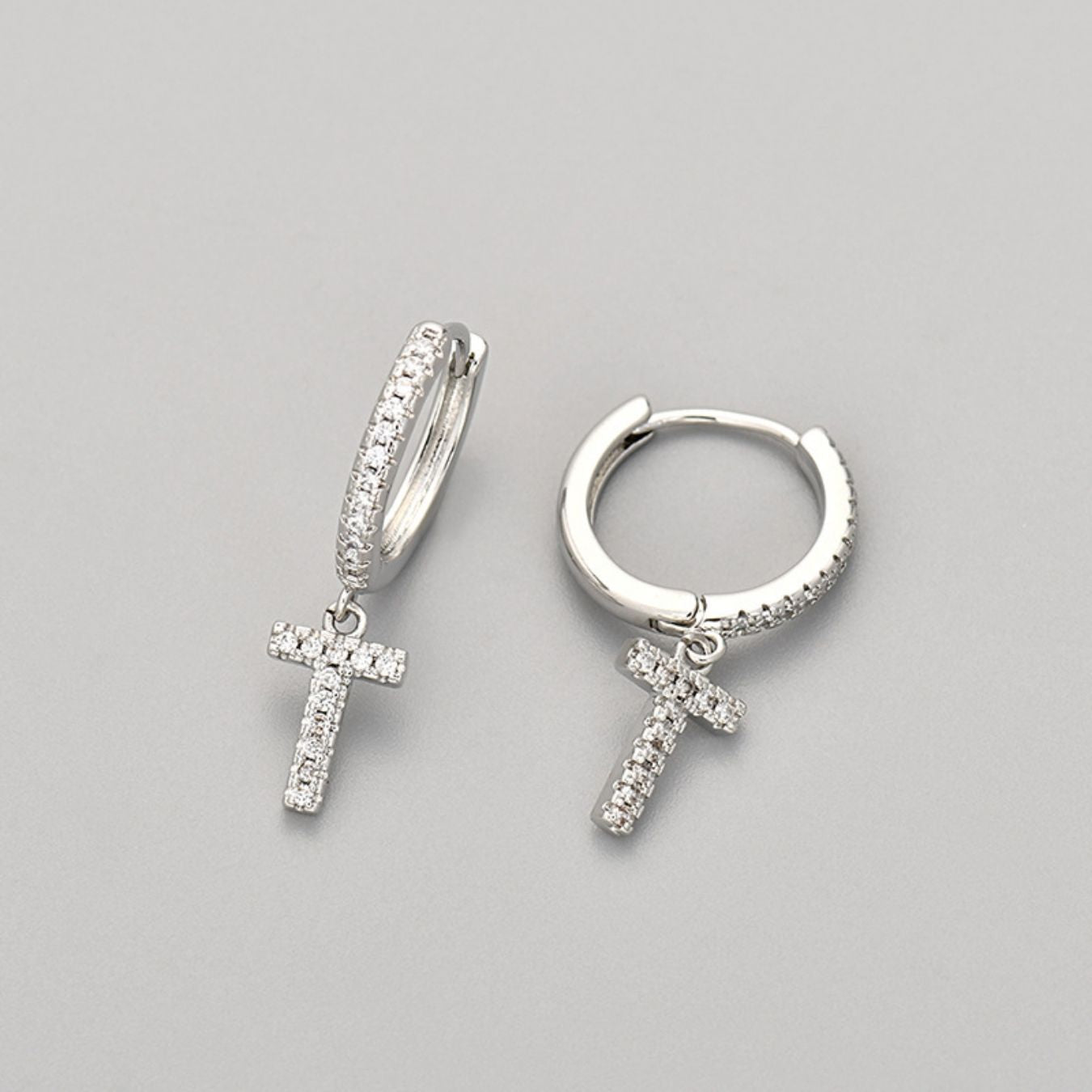 Oorbellen met initialen "Crystal"