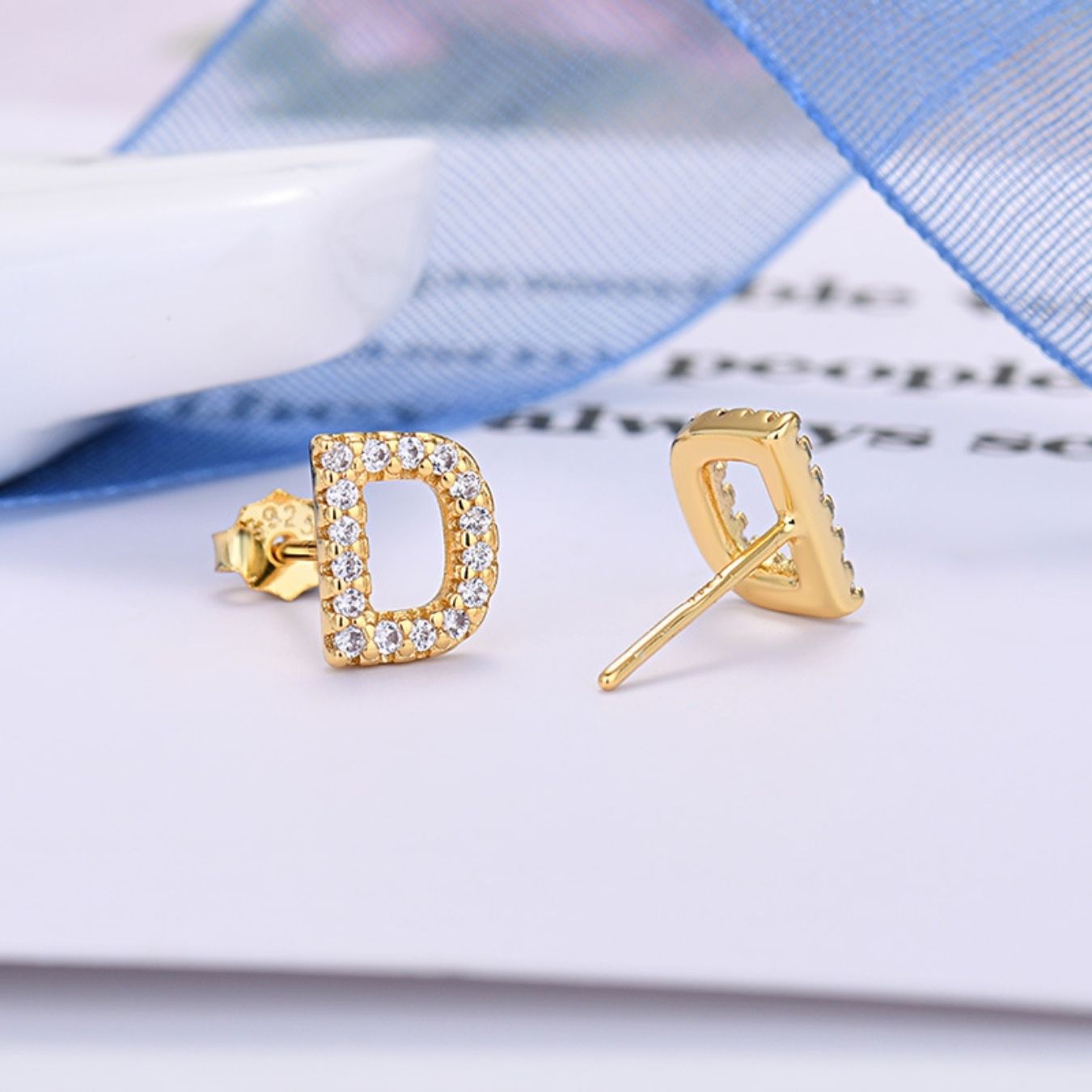 Oorringen "Identiteit"