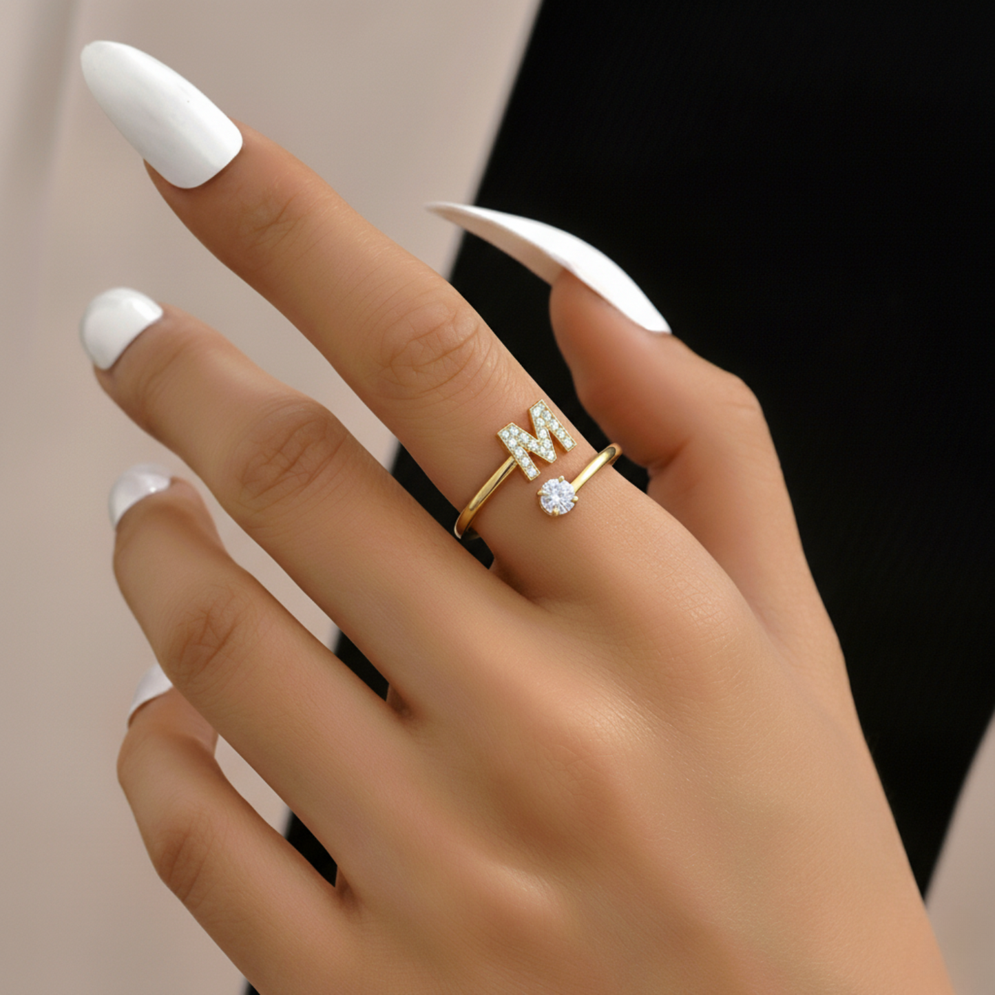 Verstelbare Initialenring "Klassiek" met kaartbericht & geschenkdoos