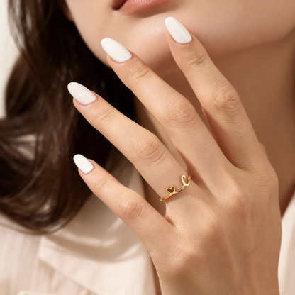 Verstelbare Initialenring "Pretty"